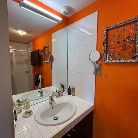 Chambres Dans Maison Proche Gare -avec Piscine Chauffee لو مان
